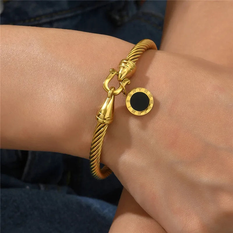 Bracelet en acier inoxydable, durable et élégant