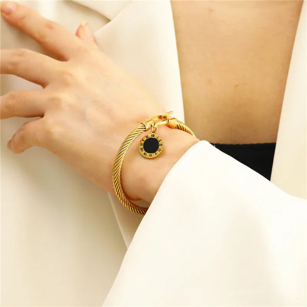 Bracelet en acier inoxydable, durable et élégant